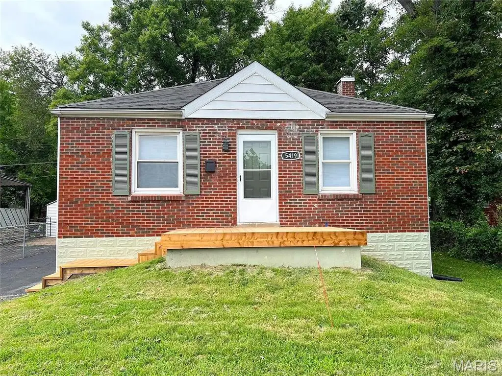 5419 College Avenue, Jennings, MO 63136 - #1