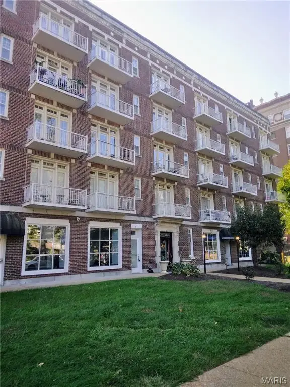5316 Pershing Avenue #406, St Louis, MO 63112