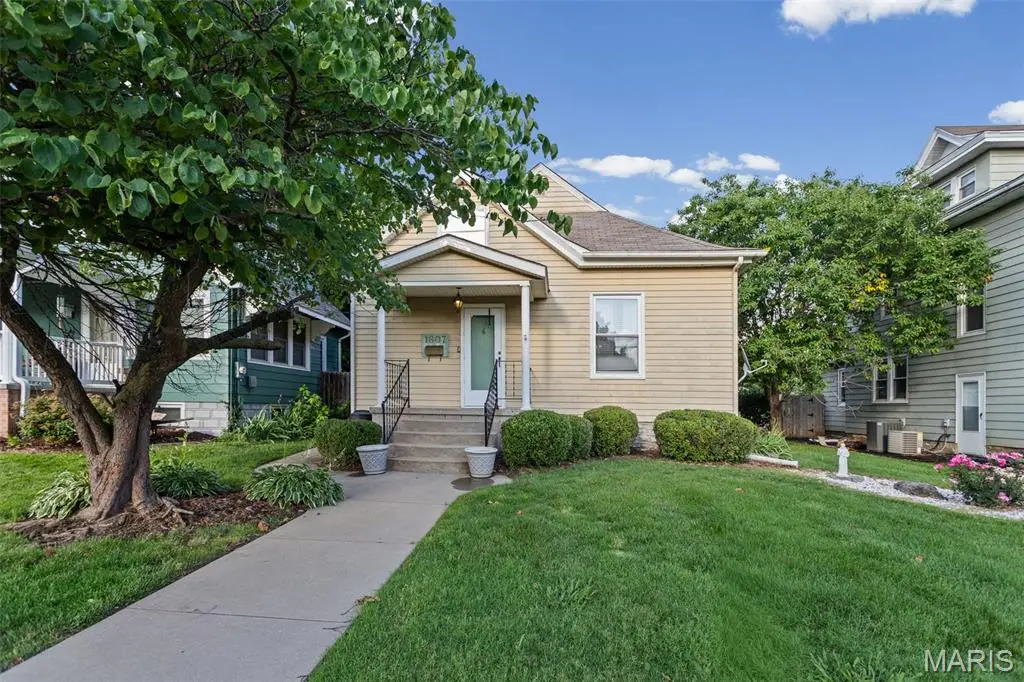 1807 State Street, Alton, IL 62002 - #1