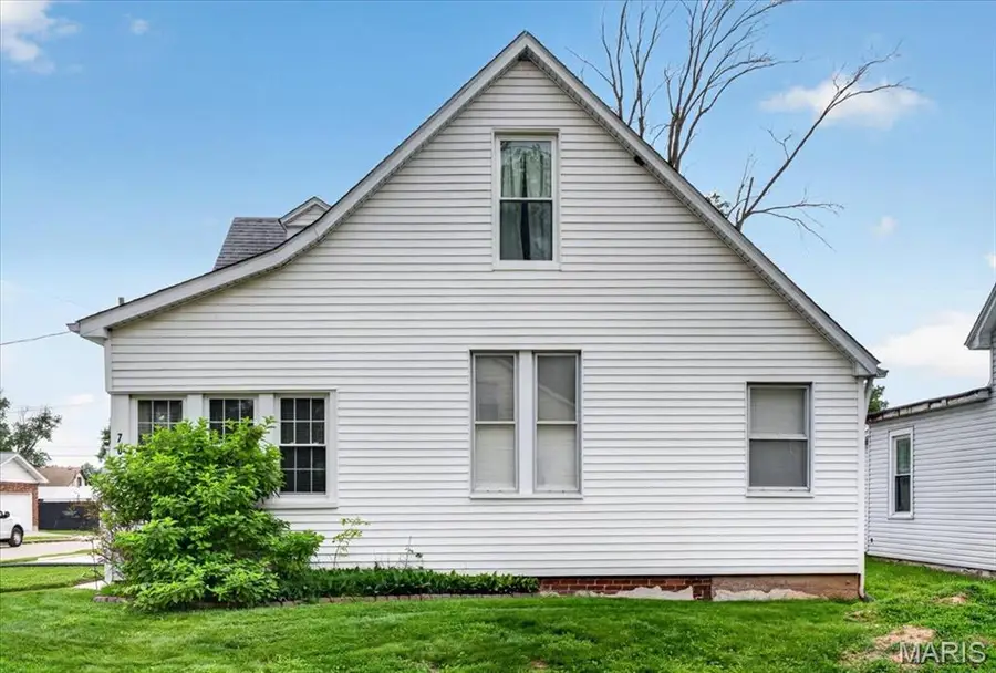 701 Hecker Street, Belleville, IL 62221 - #2