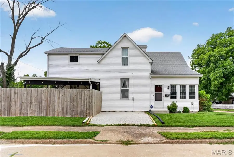 701 Hecker Street, Belleville, IL 62221 - #3