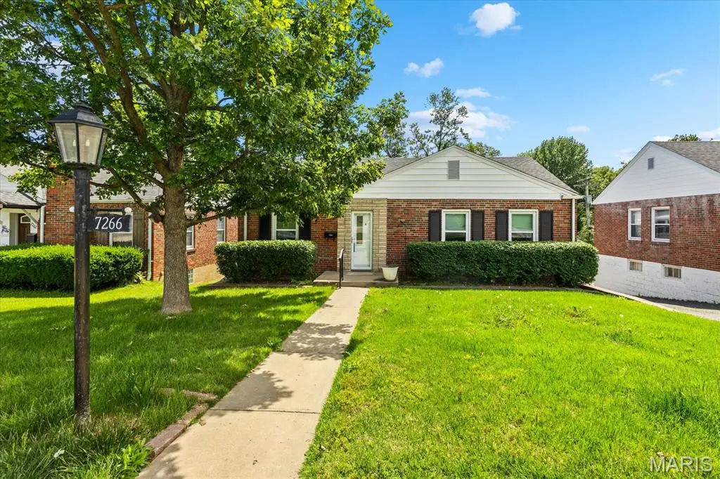 7266 Mackenzie Road, Saint Louis, MO 63123 - #1