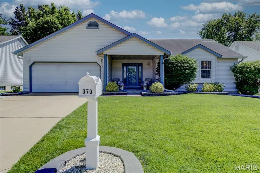 370 Misty Valley Drive, Saint Peters, MO 63376 - #2