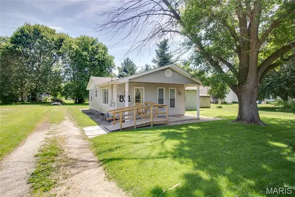 511 S Pearl Street, Jerseyville, IL 62052