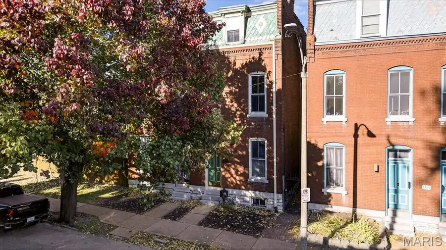 1323 Shenandoah Avenue, Saint Louis, MO 63104 - #2