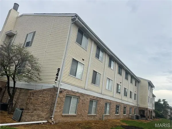 942 Guelbreth Lane #208, St Louis, MO 63141