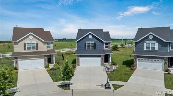 130 Baycrest Court, St Charles, MO 63301