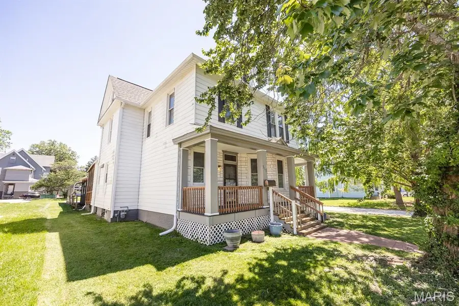 315 Wabash Avenue, Belleville, IL 62220 - #3