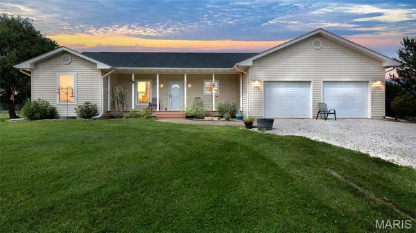 19220 Pike 459, Curryville, MO 63339