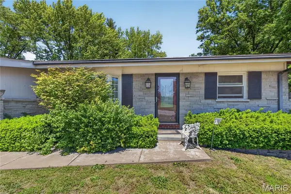 2629 Netherton Drive, St Louis, MO 63136
