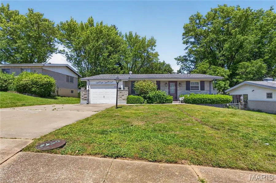 2629 Netherton Drive, Saint Louis, MO 63136 - #2