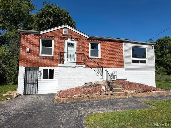 10063 Green Valley Drive, St Louis, MO 63136