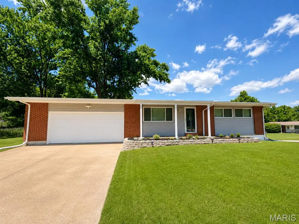 1939 Green Valley Drive, Saint Louis, MO 63136 - #1