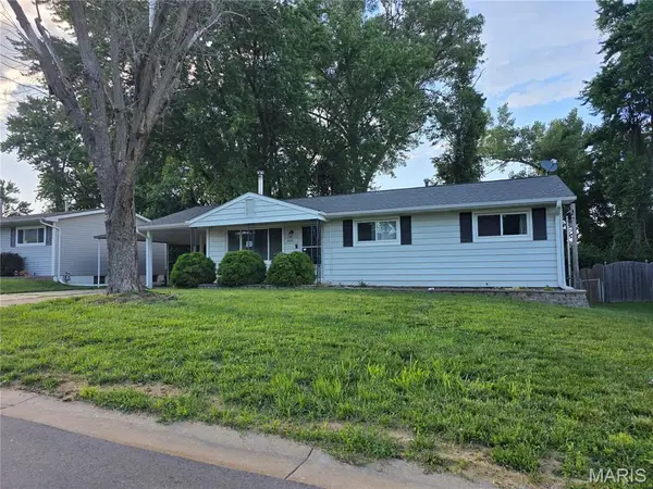 3315 Hannibal Drive, St Charles, MO 63301