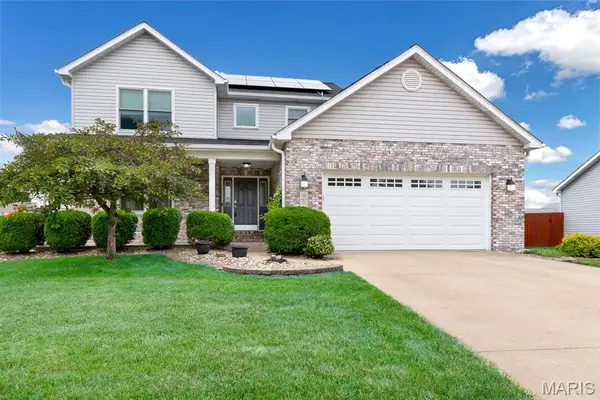 138 Emerald Way E, Granite City, IL 62040