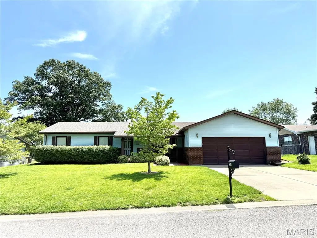 519 Franklin Avenue, Troy, IL 62294 - #1