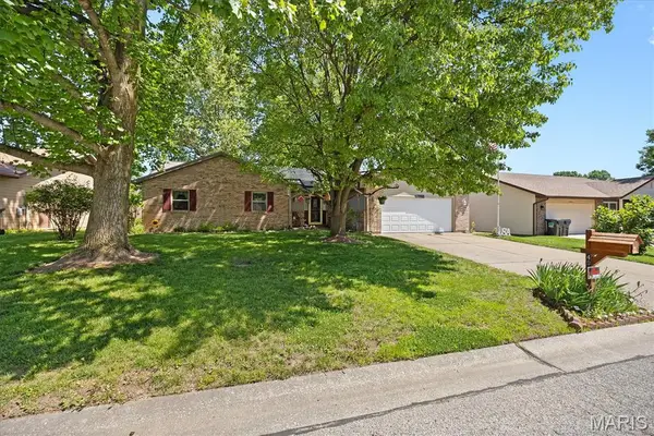 401 Kim Drive, Fairview Heights, IL 62208