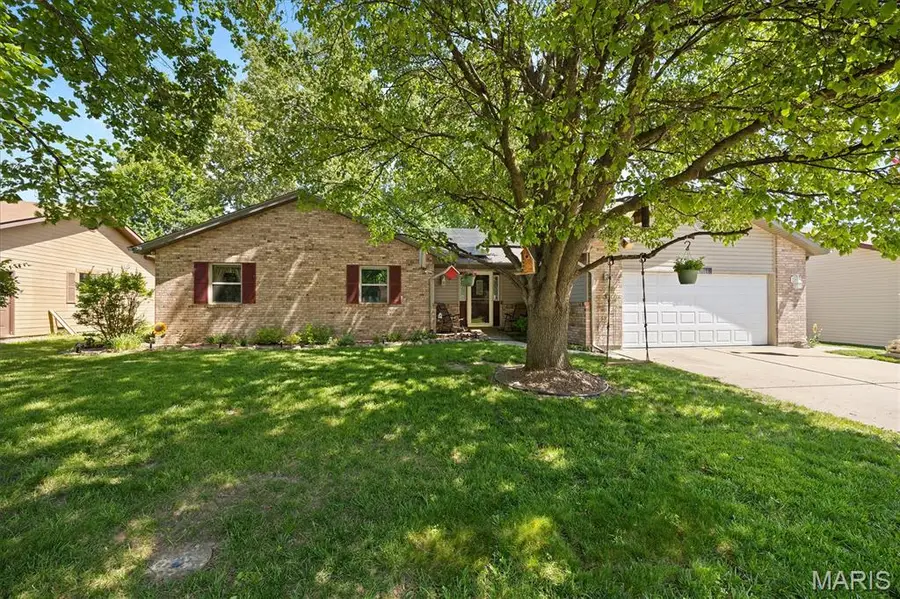 401 Kim Drive, Fairview Heights, IL 62208 - #2