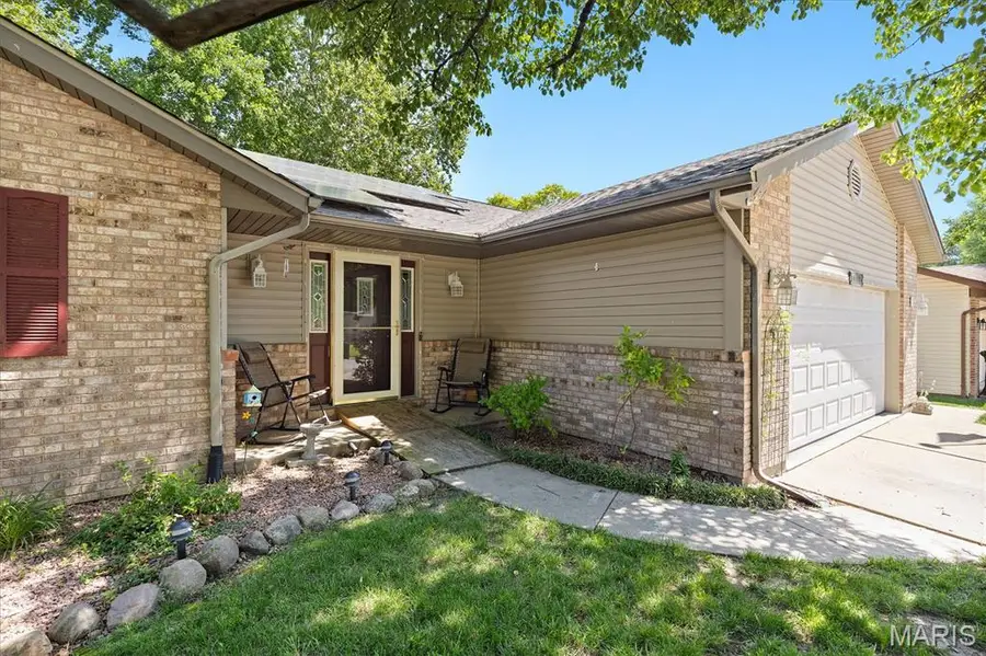 401 Kim Drive, Fairview Heights, IL 62208 - #3