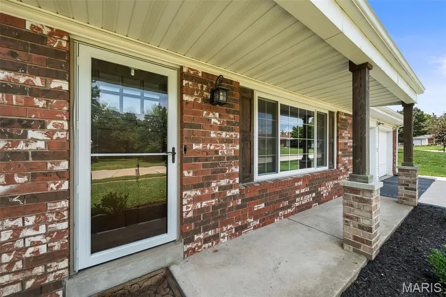 106 Bellechasse Drive, Chesterfield, MO 63017 - #2
