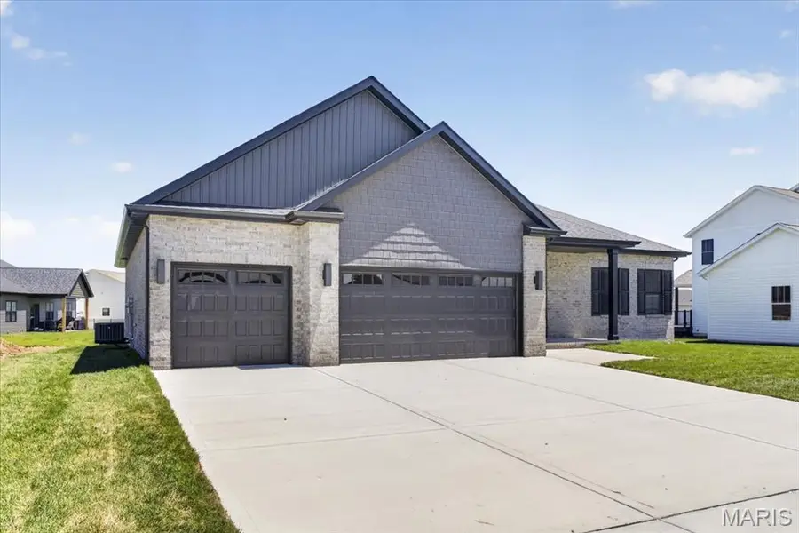 604 Tea Olive Boulevard, Caseyville, IL 62269 - #2
