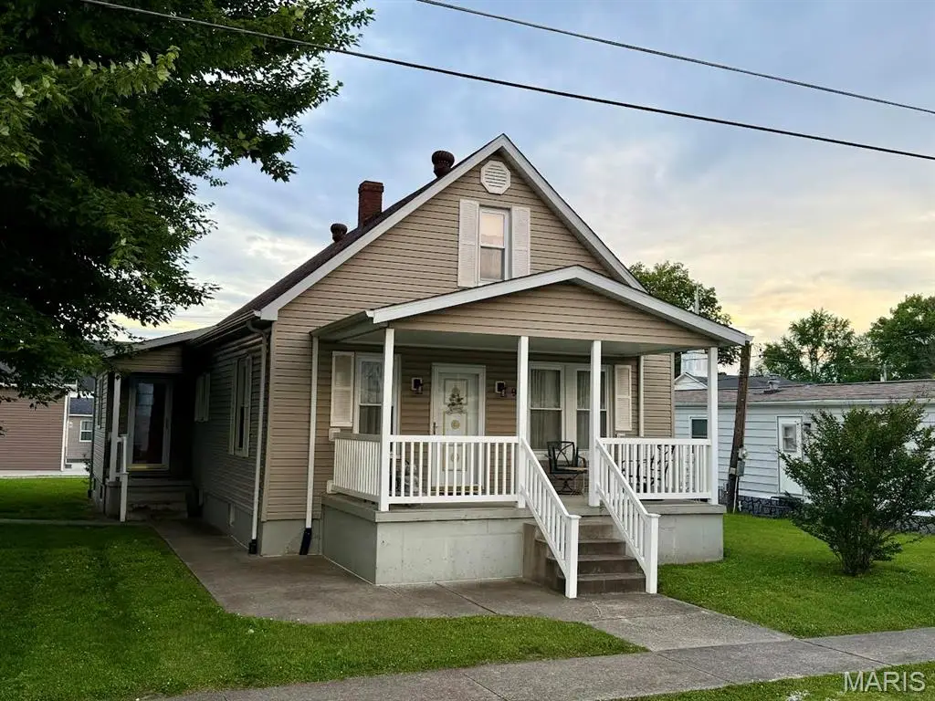 9 E Birch Street, New Baden, IL 62265 - #1