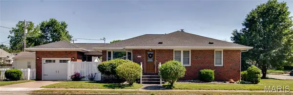 110 Eaton Avenue, Wood River, IL 62095