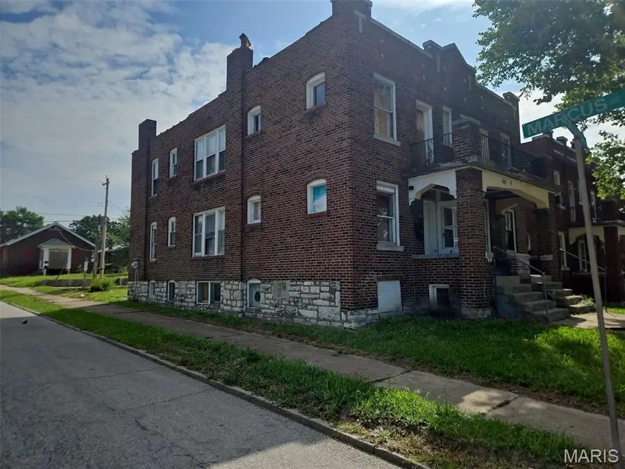 4685 Kossuth Avenue, Saint Louis, MO 63115 - #2