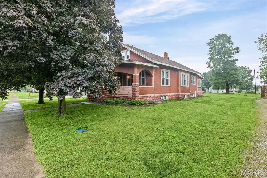 150 N Park Street, Hoyleton, IL 62803 - #2