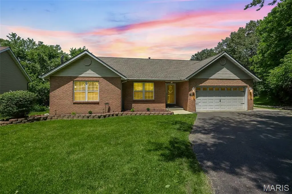 232 Sheffield Drive, Belleville, IL 62223 - #1