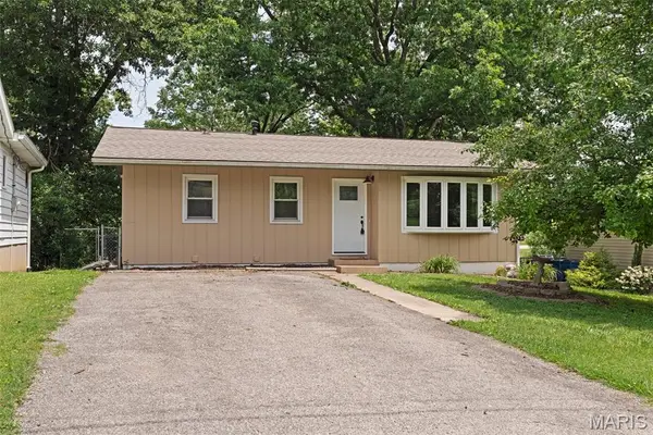 1392 Alice Street, Collinsville, IL 62234