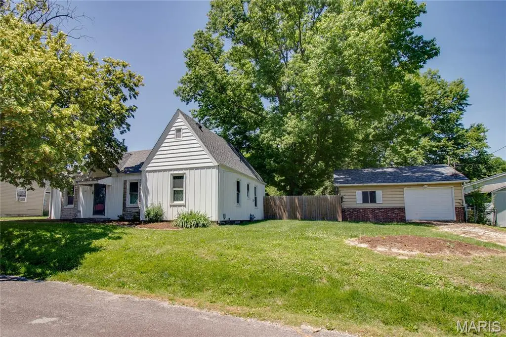 23 N 9th Street, East Alton, IL 62024 - #1