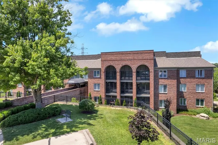14300 Conway Meadows Court #303, Chesterfield, MO 63017 - #2