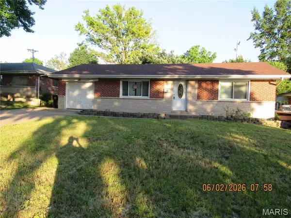 8794 Boyce Place, Jennings, MO 63136