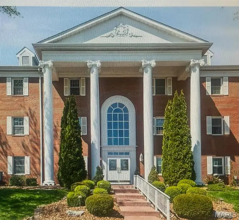 223 Country Club View, Edwardsville, IL 62025 - #1