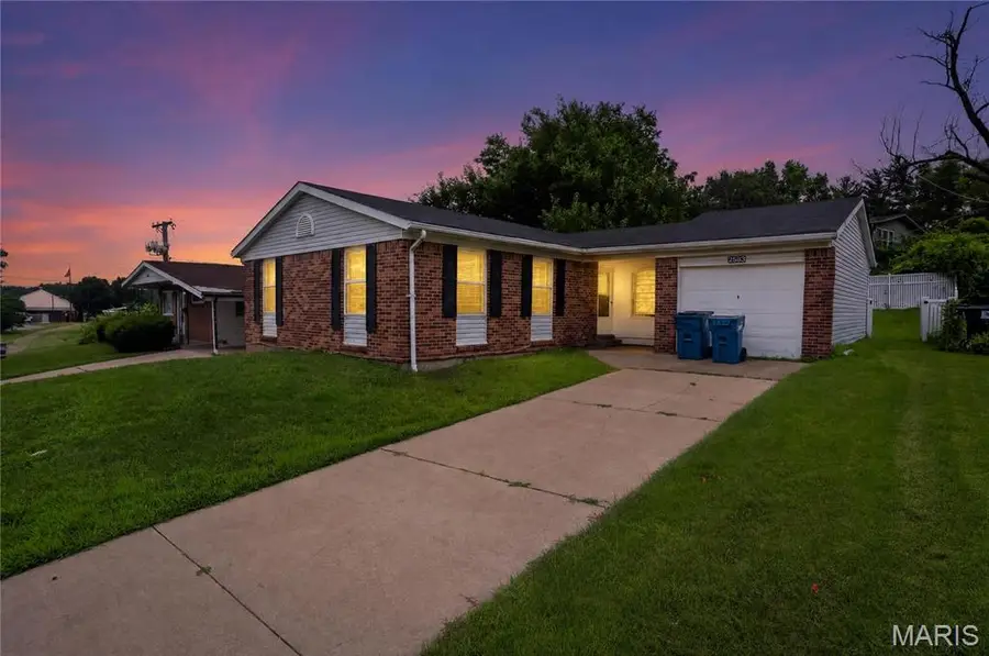 2583 Robley Drive, Saint Louis, MO 63136 - #2