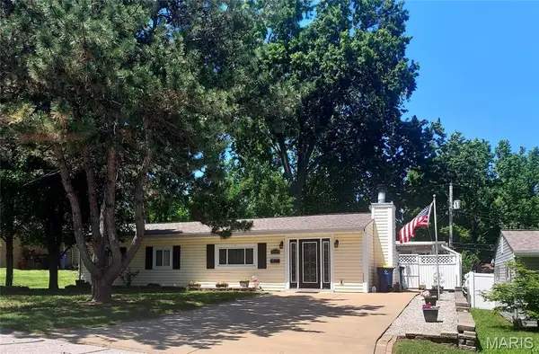 9505 Margo Ann Lane, St Louis, MO 63134