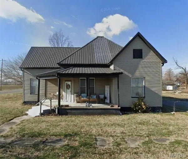 402 W Murray Lane, Sikeston, MO 63801