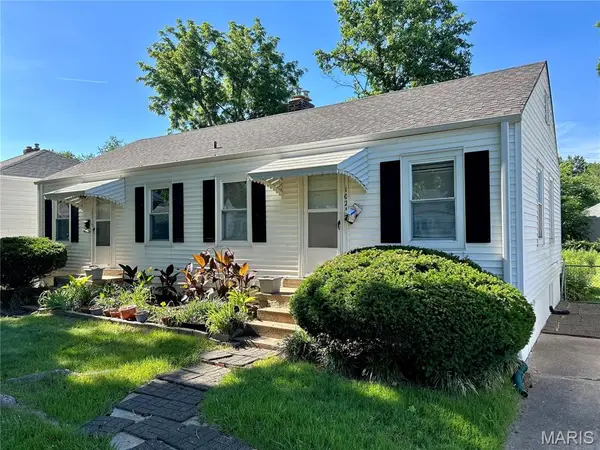 10217 Saint Katherine Lane, St Ann, MO 63074