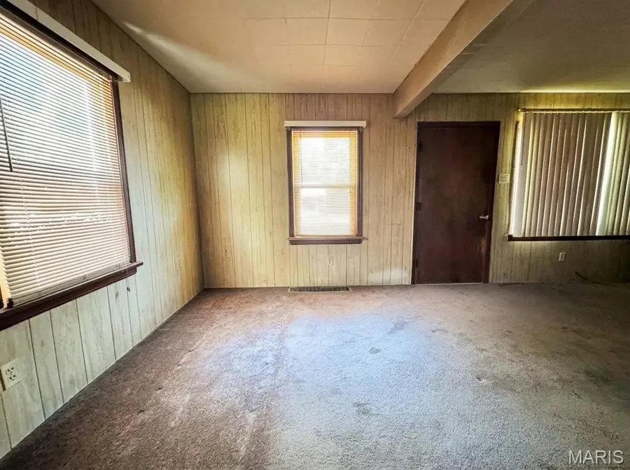 9544 Miriam Avenue, Overland, MO 63114 - #3