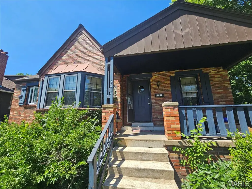 8211 Madison Avenue, Saint Louis, MO 63114 - #1