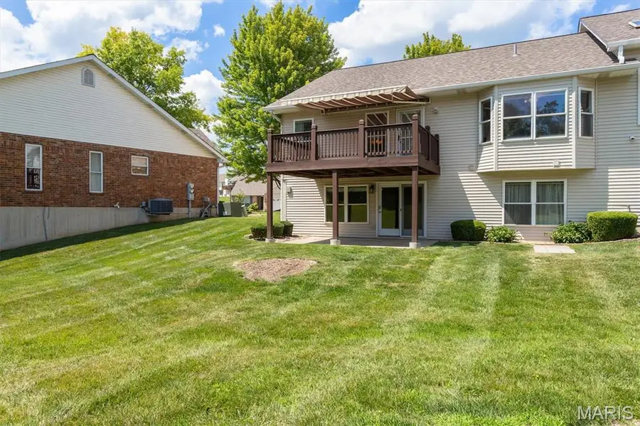 6 Country Bluff Court #24C, Saint Charles, MO 63301 - #2