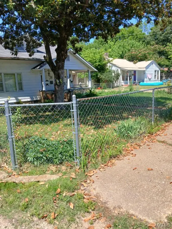 201 Pine Street, Doniphan, MO 63935 - #3