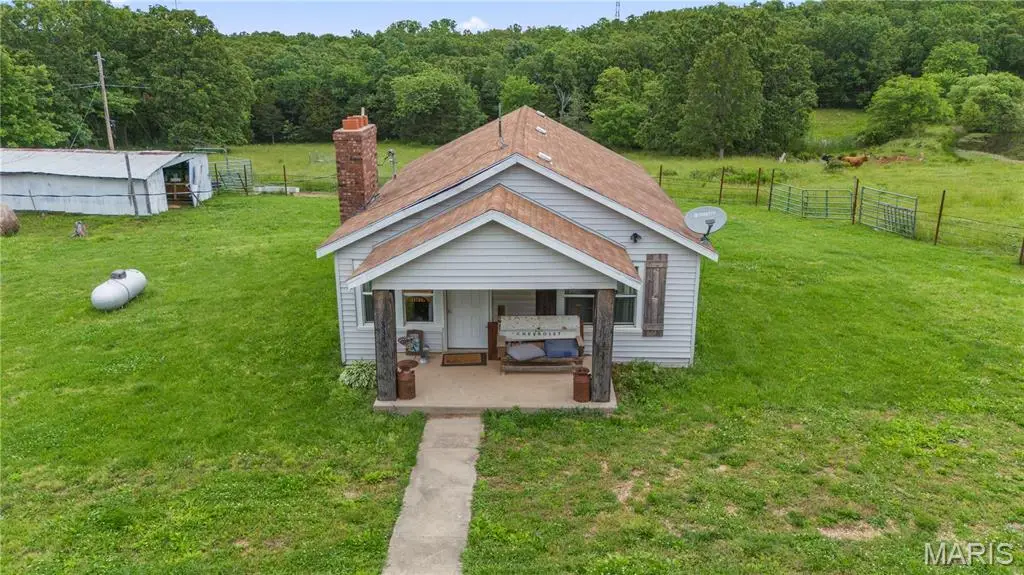 33 Alder Springs Road, Iberia, MO 65486 - #1
