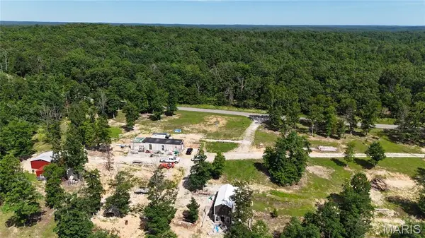 11721 Highway K, Jadwin, MO 65501