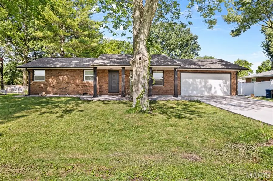 34 Belair Court, Maryville, IL 62062 - #2