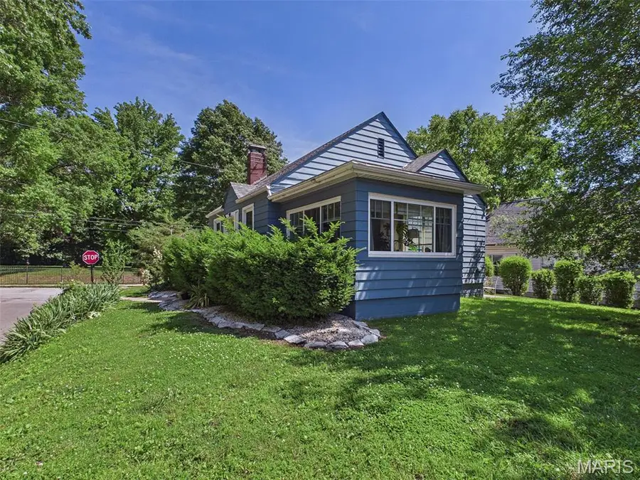 116 N Myrtle Street, Edwardsville, IL 62025 - #2