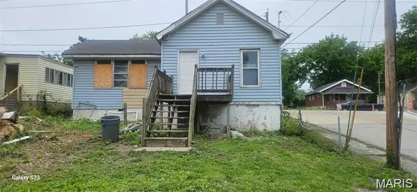 3914 N Hanley Road, Normandy, MO 63121