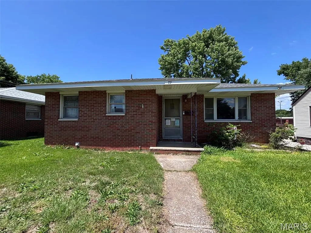 79 Harnett Avenue, Wood River, IL 62095 - #1