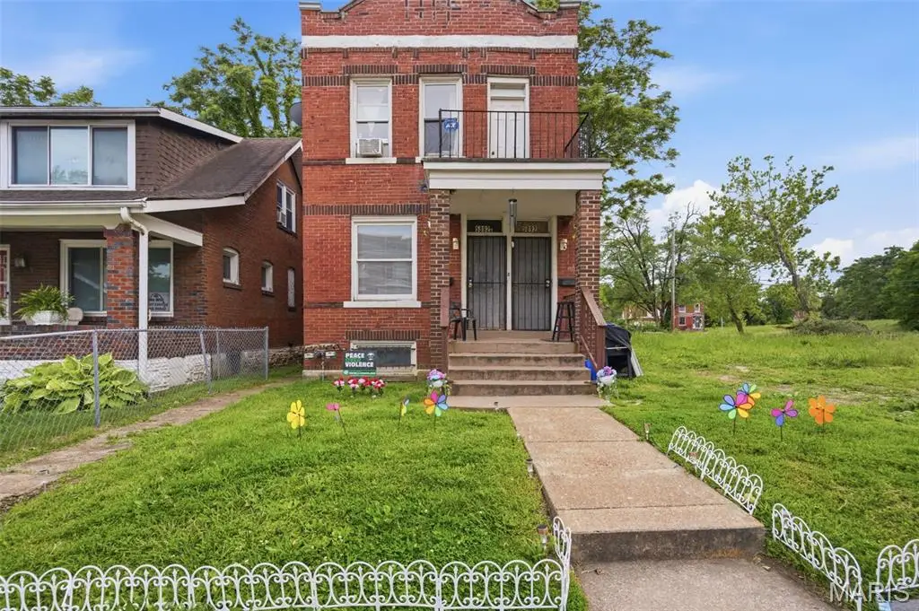 5892 Highland Avenue, Saint Louis, MO 63112 - #1